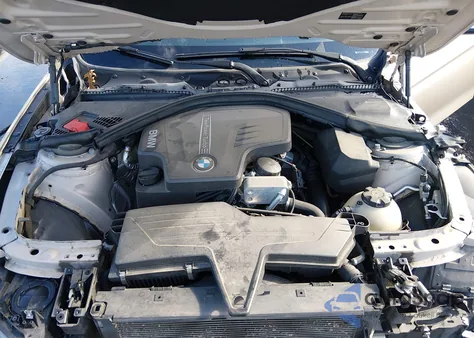 2014 BMW 320I z USA, uszkodzony, nr VIN WBA3B1C57EK134713